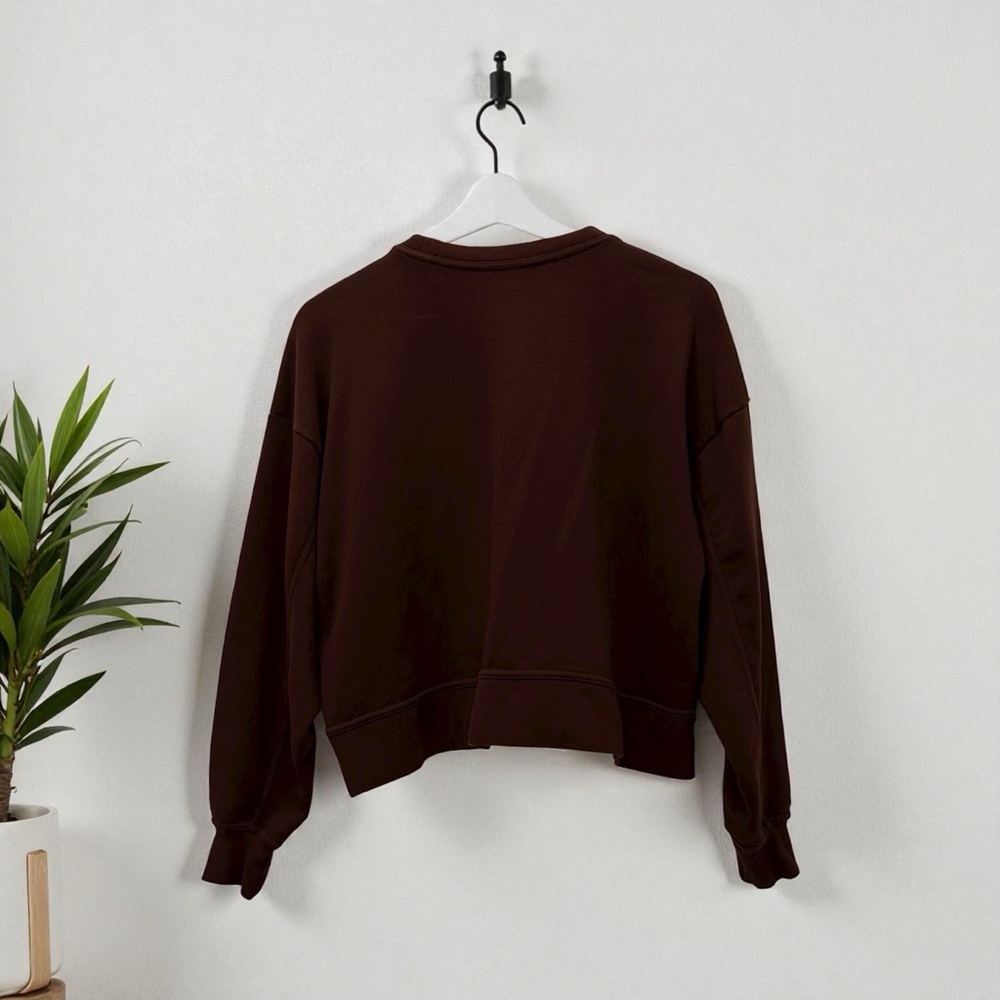 Nike Women’s Brown Cotton Dri-Fit Cropped Crewne Sweatshirt Size M - Picture 2 of 8